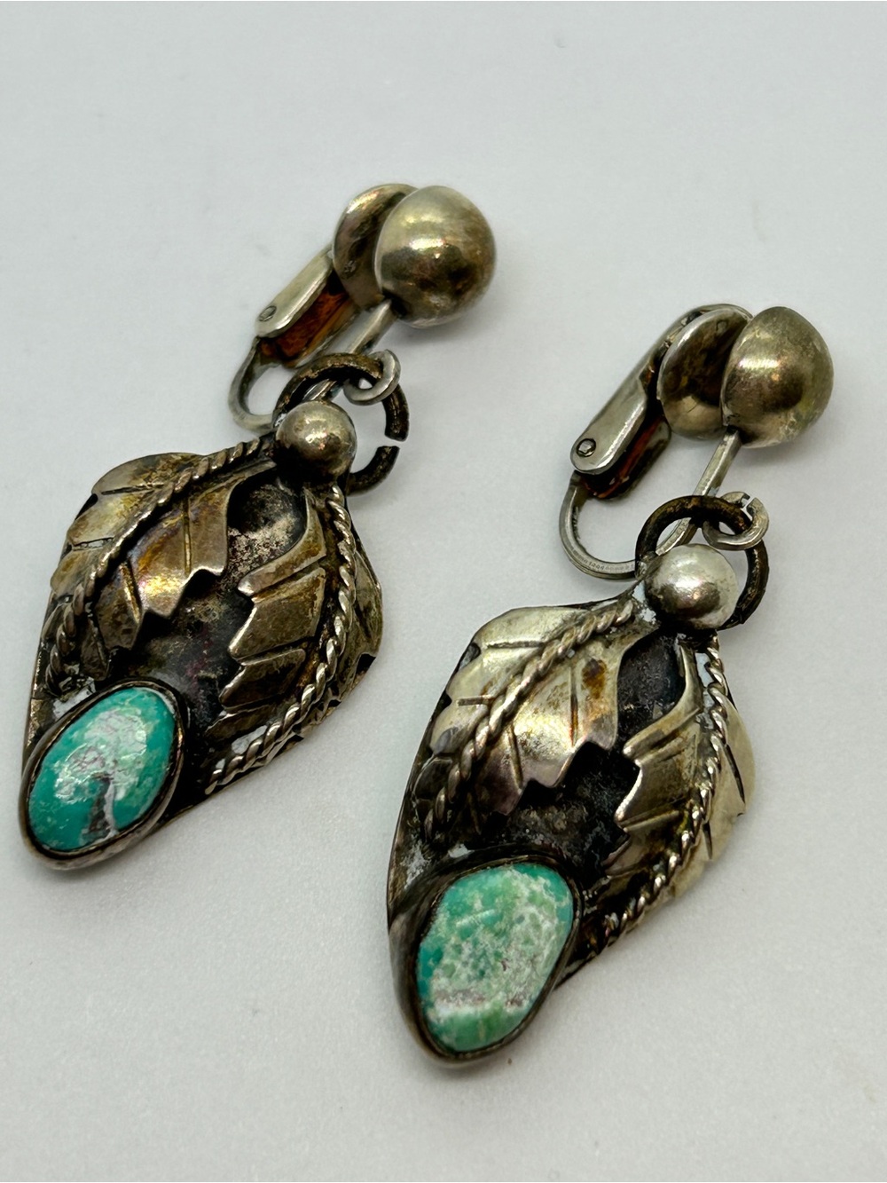 Native American Vtg. Sterling Silver with Turquoise Clip On Earrings - Picture 2 of 5